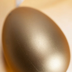 Uova di Pasqua Decorative oro da vicino