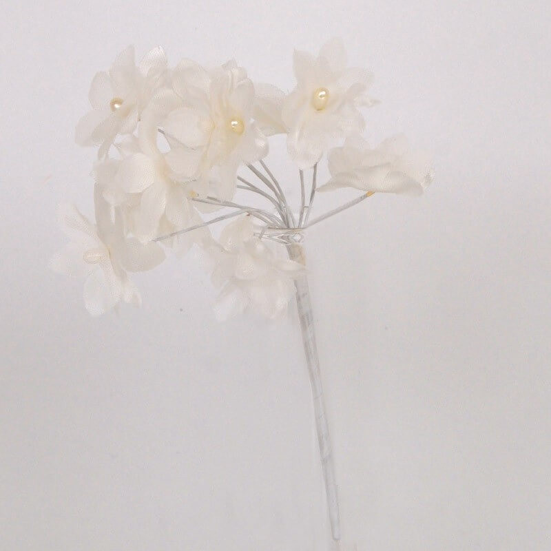 Mazzolini di fiori in raso con pistillo perlato